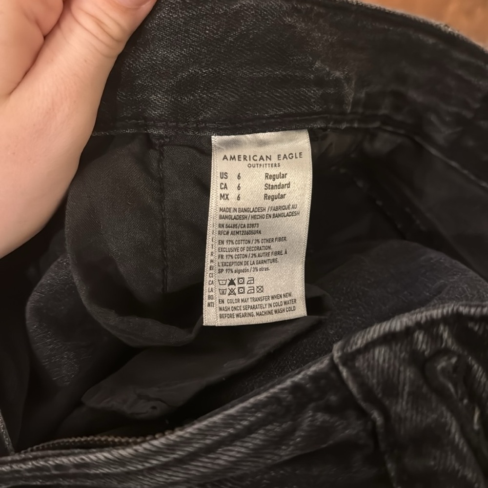 American Eagle Outfitters Black Denim Jeans - Picture 2 of 2